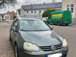 Grün Gebraucht 2005 VW Golf IV Sportline Kleinwagen | 1.500 € (Superpreis)