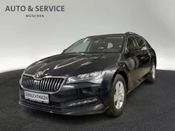 Schwarzmagic perleffekt met. Gebraucht 2022 Skoda Superb Kombi | 23.960 € (Superpreis)