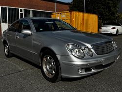 Silber Gebraucht 2002 Mercedes E240 Limousine | 3.990 € (Guter Preis)