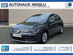 Grau Gebraucht 2025 VW Golf VIII Life Limousine | 22.480 € (Guter Preis)