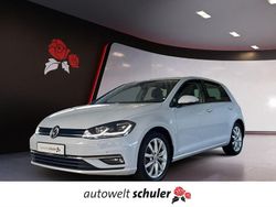 Weiß Gebraucht 2018 VW Golf VII Highline Limousine | 19.680 € (Fairer Preis)