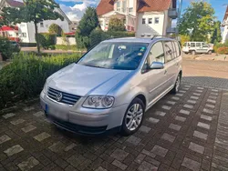 Silber Gebraucht 2005 VW Touran Van / Kleinbus | 3.200 € (Etwas zu teuer)