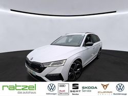 Weiß Gebraucht 2022 Skoda Octavia RS Kombi | 27.980 € (Fairer Preis)