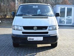 Weiß Gebraucht 2002 VW Caravelle Van / Kleinbus | 3.750 € (Superpreis)