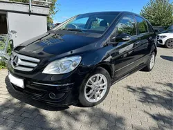 Schwarz Gebraucht 2007 Mercedes B180 Edition Van / Kleinbus | 3.499 € (Fairer Preis)