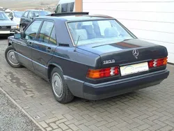 Schwarz Gebraucht 1991 Mercedes 190 Limousine | 8.999 €