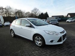 Weiß Gebraucht 2011 Ford Focus Trend Limousine | 4.500 € (Fairer Preis)