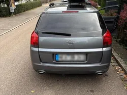 Grau Gebraucht 2005 Opel Signum Kombi | 1.550 € (Fairer Preis)
