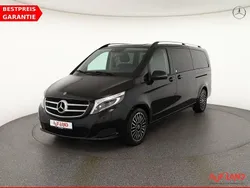 Schwarz Gebraucht 2019 Mercedes V220 Van / Kleinbus | 42.990 € (Etwas zu teuer)