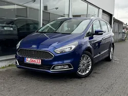 Blau Gebraucht 2018 Ford S-MAX Vignale Van / Kleinbus | 16.999 € (Fairer Preis)