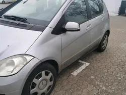 Grau Gebraucht 2008 Mercedes A180 Limousine | 1.399 € (Fairer Preis)