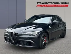 Nero vulcano, metallic) (schwarz Neu 2025 Alfa Romeo Giulia Quadrifoglio Limousine | 82.800 € (Superpreis)