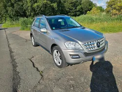 Andere außenfarben Gebraucht 2009 Mercedes ML320 SUV | 11.995 € (Etwas zu teuer)