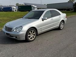 Silber Gebraucht 2001 Mercedes C180 Elegance Limousine | 2.000 € (Guter Preis)
