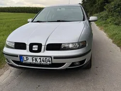 Silber Gebraucht 2002 Seat Leon Limousine | 1.700 € (Fairer Preis)