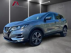 Grau Gebraucht 2020 Nissan Qashqai N-Connecta SUV | 19.990 € (Fairer Preis)