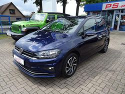 Blau Gebraucht 2018 VW Golf Join SUV | 14.770 € (Etwas zu teuer)