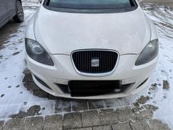 Weiß Gebraucht 2010 Seat Leon Kleinwagen | 3.500 € (Guter Preis)