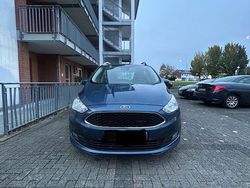 Blau Gebraucht 2019 Ford Grand C-Max Van / Kleinbus | 7.999 € (Superpreis)