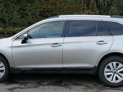 Beige Gebraucht 2016 Subaru Outback Active SUV | 8.390 € (Fairer Preis)