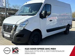 Weiss / mineral white Gebraucht 2021 Nissan NV400 Van | 18.990 € (Fairer Preis)