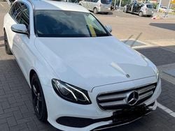 Weiß Gebraucht 2018 Mercedes E200 Avantgarde Kombi | 24.000 € (Guter Preis)