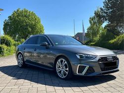 Grau Gebraucht 2021 Audi A4 S-Line Limousine | 30.000 € (Fairer Preis)