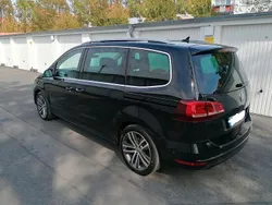 Schwarz Gebraucht 2015 VW Sharan Sportline Van / Kleinbus | 17.900 € (Fairer Preis)