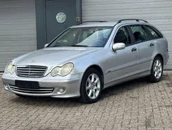 Silber Gebraucht 2005 Mercedes C220 Classic Kombi | 2.250 € (Guter Preis)