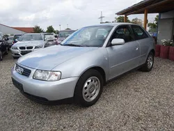 Silber Gebraucht 1998 Audi A3 Attraction Limousine | 750 € (Guter Preis)