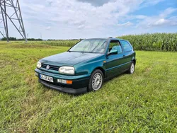 Grün Gebraucht 1997 VW Golf III Kleinwagen | 2.850 €