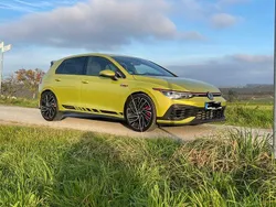Gelb Gebraucht 2021 VW Golf VIII GTI Clubsport Limousine | 29.999 € (Guter Preis)