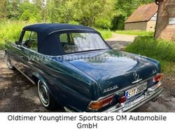 Blaumetallic Gebraucht 1970 Mercedes W111 SE Cabrio | 299.000 €