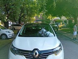 Weiß Gebraucht 2016 Renault Espace Intens Van / Kleinbus | 11.900 € (Fairer Preis)