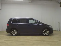 Schwarz Gebraucht 2020 VW Touran R-line Van / Kleinbus | 19.480 € (Guter Preis)