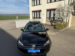 Schwarz Gebraucht 2015 VW Golf VII Highline Kombi | 11.500 € (Guter Preis)