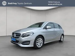 Silber Gebraucht 2016 Mercedes B200 Style Van / Kleinbus | 14.490 € (Fairer Preis)