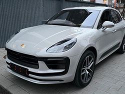 Grau Gebraucht 2022 Porsche Macan SUV | 64.977 € (Fairer Preis)