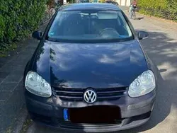 Gebraucht 2004 VW Golf IV Comfortline Limousine | 899 € (Superpreis)