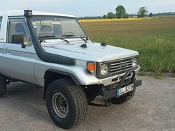 Silber Gebraucht 1990 Toyota Land Cruiser SUV | 15.999 €