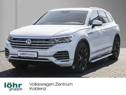 Pure white Gebraucht 2020 VW Touareg Atmosphere SUV | 49.980 € (Etwas zu teuer)