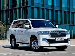 Weiß Gebraucht 2021 Toyota Land Cruiser SUV | 64.990 €