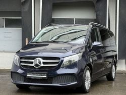 Cavansitblau Gebraucht 2019 Mercedes V220 Edition Van / Kleinbus | 31.900 € (Guter Preis)