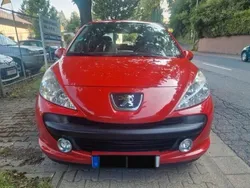 Rot Gebraucht 2009 Peugeot 207 Urban Move Kleinwagen | 2.000 € (Guter Preis)
