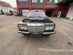 Schwarz Gebraucht 1985 Mercedes 300 Kombi | 11.999 €