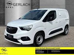 Weiss Gebraucht 2021 Opel Combo Edition Van / Kleinbus | 19.900 € (Etwas zu teuer)