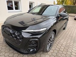 Schwarz Neu 2025 Audi Q5 Sport SUV | 73.185 € (Etwas zu teuer)