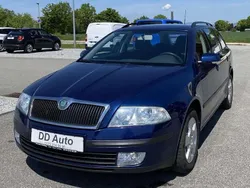 Blau Gebraucht 2006 Skoda Octavia Ambiente Kombi | 2.180 € (Fairer Preis)
