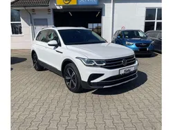 Pure white Gebraucht 2021 VW Tiguan Elegance SUV | 27.490 € (Fairer Preis)