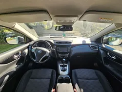 Weiß Gebraucht 2014 Nissan Qashqai Acenta SUV | 11.200 € (Fairer Preis)